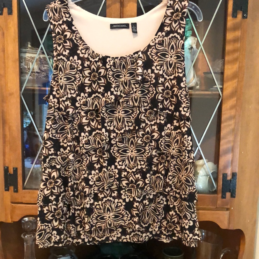 Large Notations brown and beige layered top